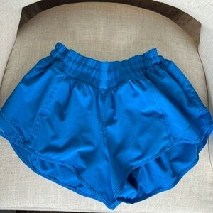 Lululemon size 6